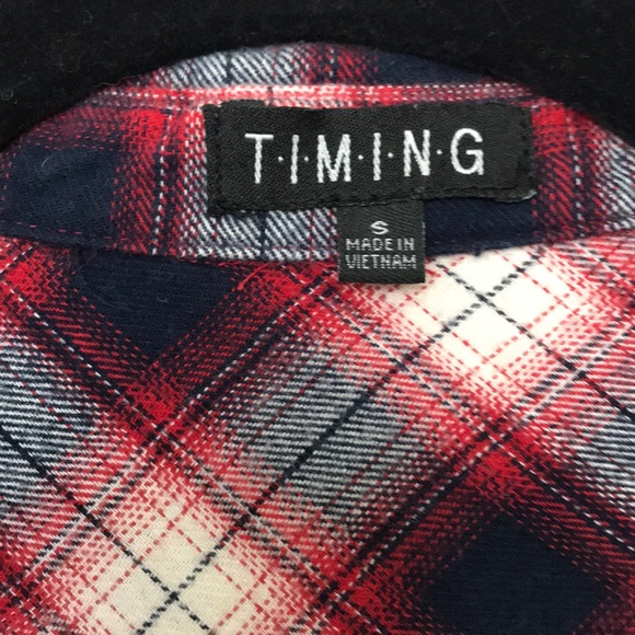 Timing Button Down Flannel - Picture 7 of 8